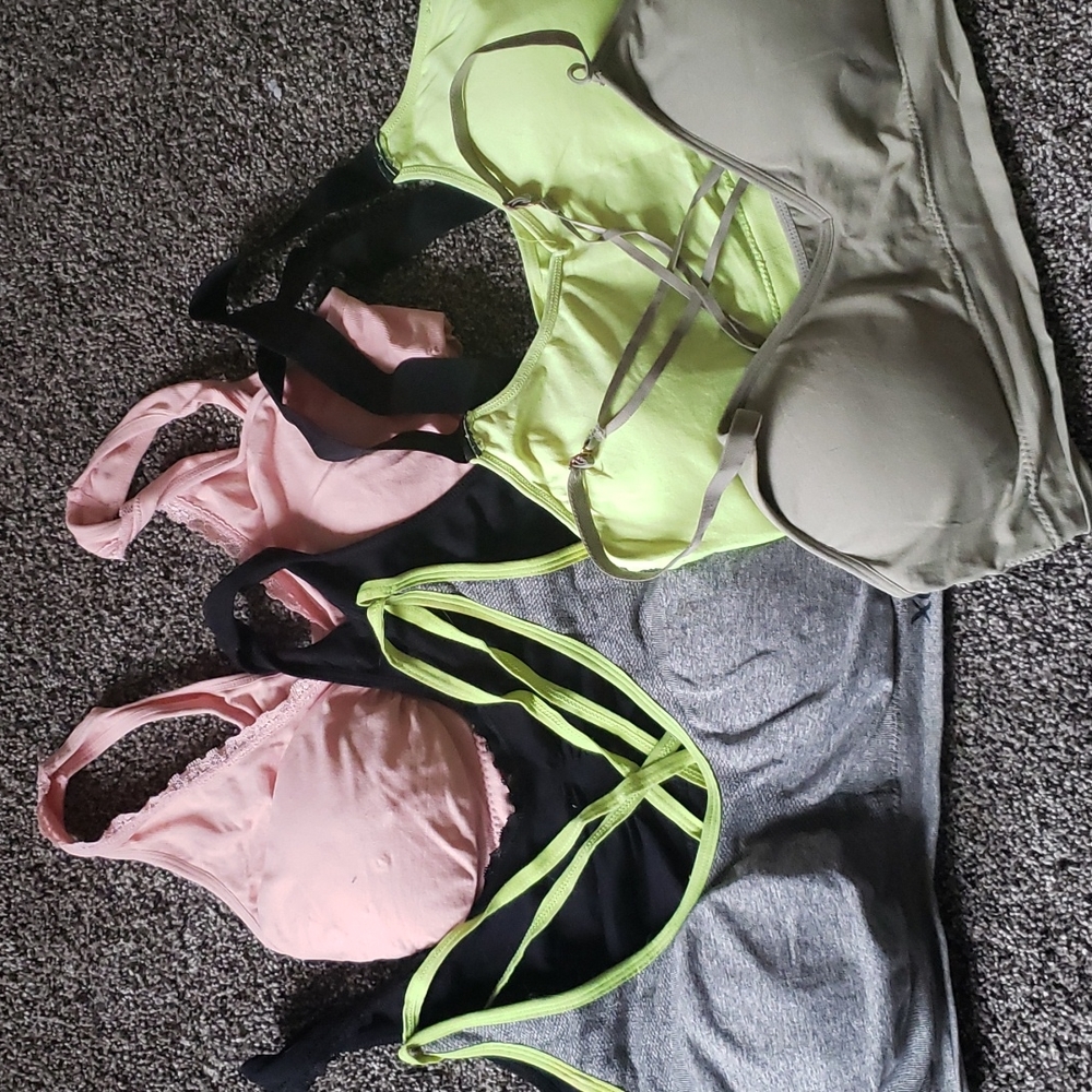 EUC soft sports bras